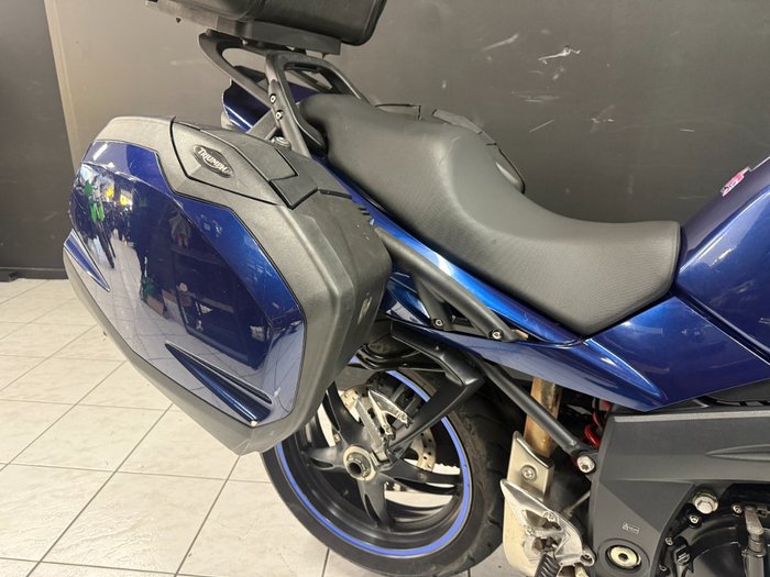 2008 TRIUMPH SPRINT ST Blue