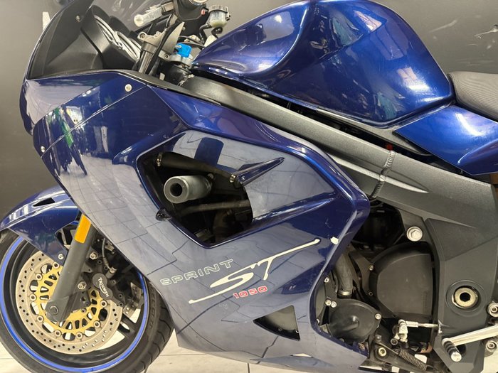 2008 TRIUMPH SPRINT ST Blue