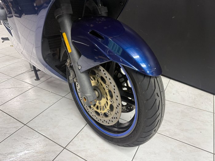 2008 TRIUMPH SPRINT ST Blue
