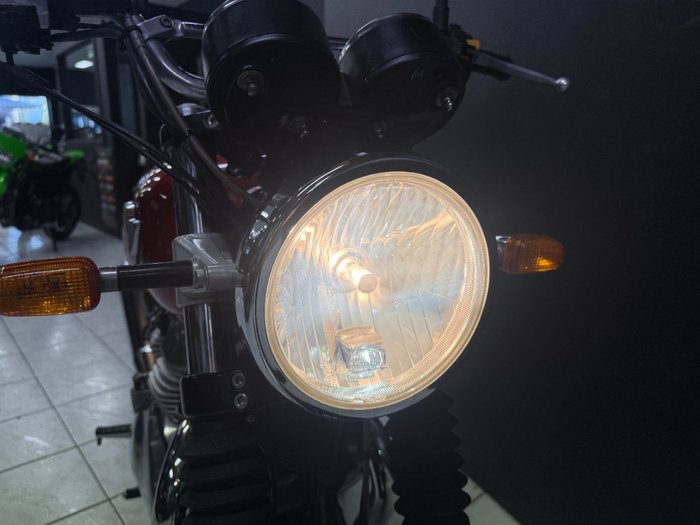 2021 Royal Enfield INTERCEPTOR 650 CLASSIC Red