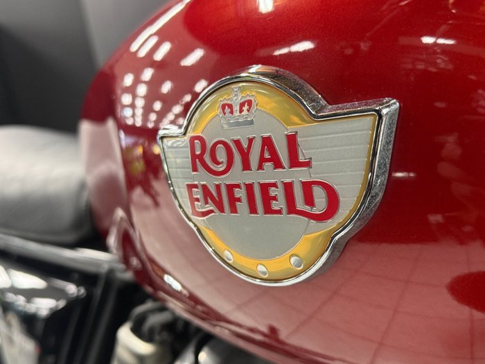 2021 Royal Enfield INTERCEPTOR 650 CLASSIC Red
