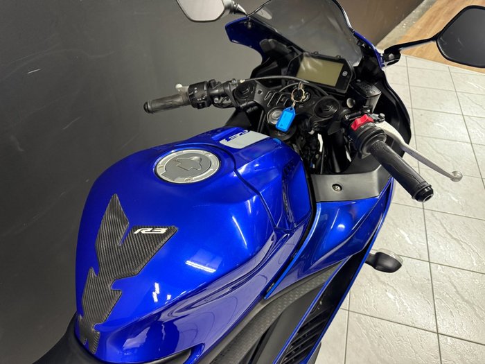 2020 Yamaha YZF-R3 Blue
