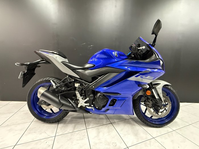 2020 Yamaha YZF-R3 Blue