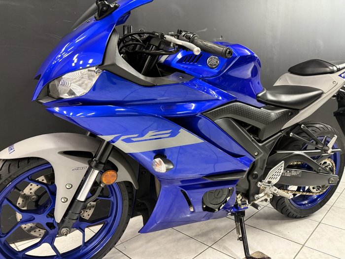 2020 Yamaha YZF-R3 Blue