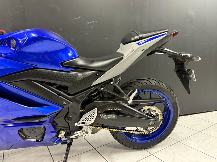2020 Yamaha YZF-R3 Blue