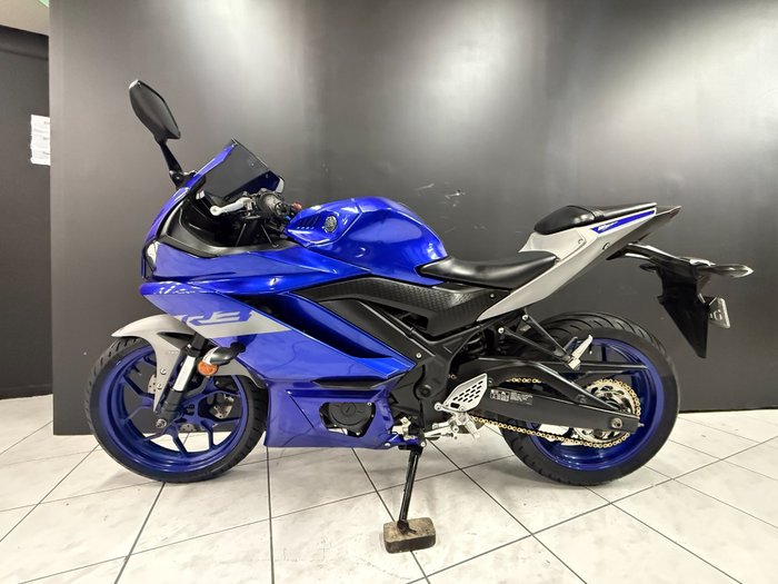 2020 Yamaha YZF-R3 Blue