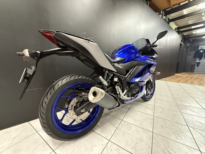2020 Yamaha YZF-R3 Blue