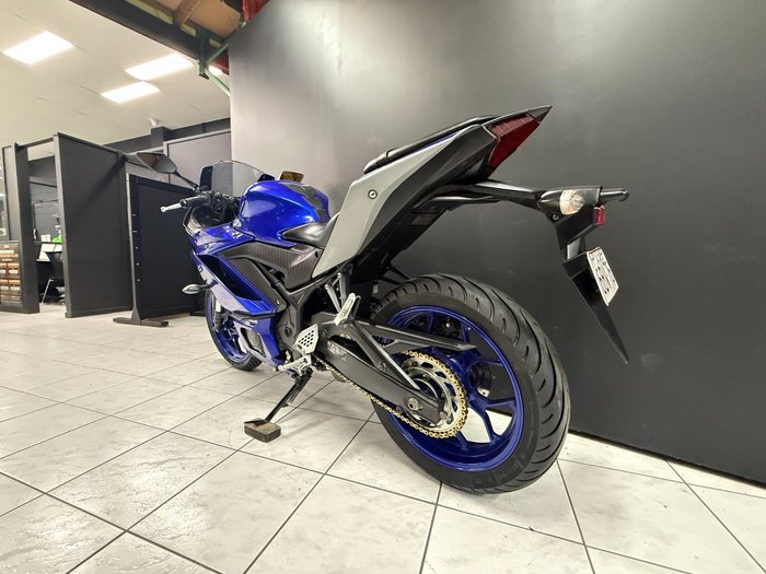 2020 Yamaha YZF-R3 Blue