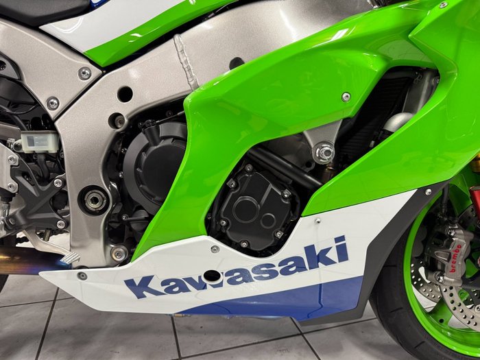 2024 Kawasaki NINJA ZX-10R Green