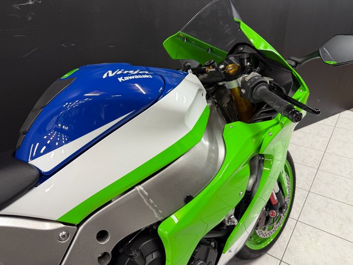 2024 Kawasaki NINJA ZX-10R Green