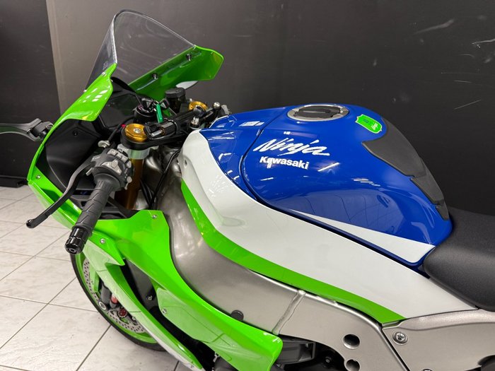 2024 Kawasaki NINJA ZX-10R Green