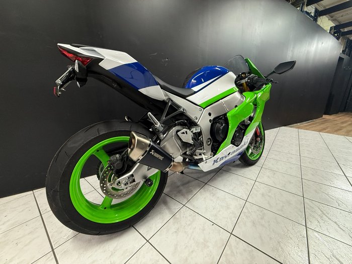 2024 Kawasaki NINJA ZX-10R Green