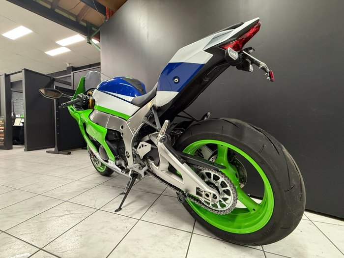 2024 Kawasaki NINJA ZX-10R Green