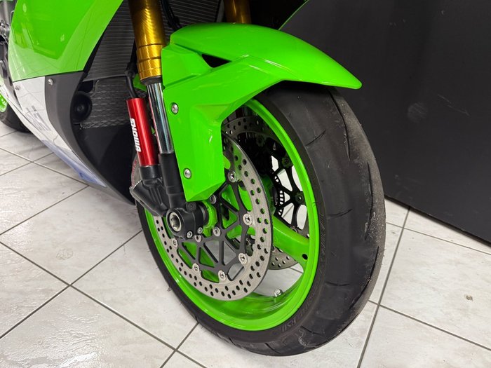 2024 Kawasaki NINJA ZX-10R Green