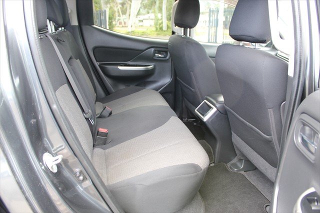 2018 Mitsubishi Triton GLS MR MY19 4X4 Dual Range Grey