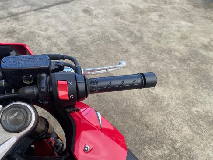 2021 Honda CBR650R Red