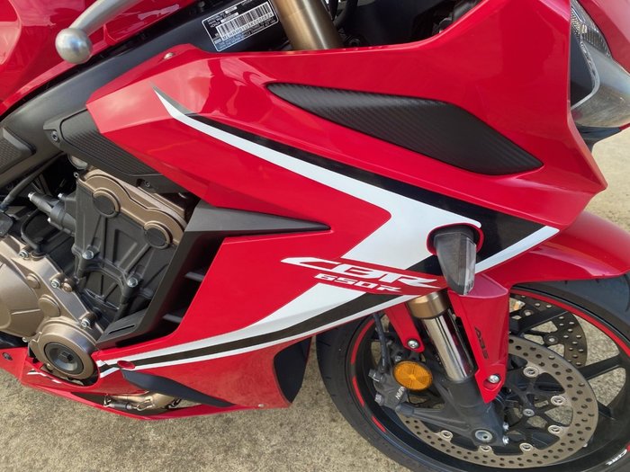 2021 Honda CBR650R Red