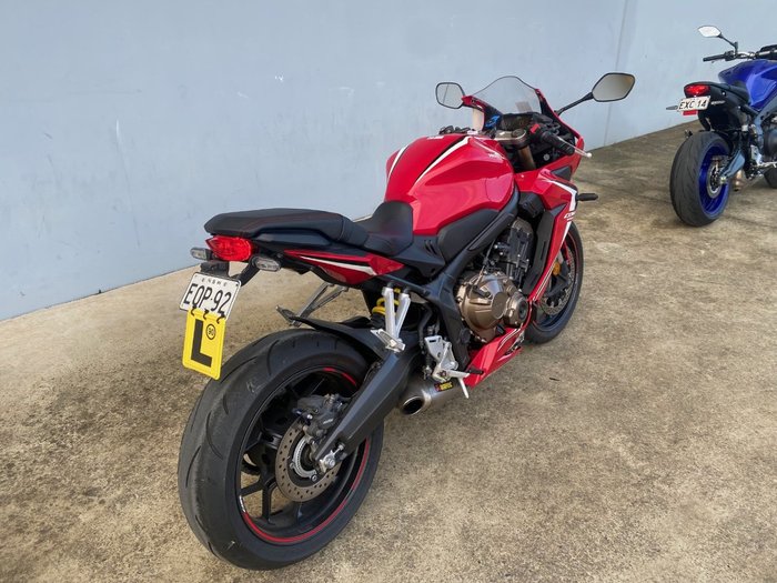 2021 Honda CBR650R Red