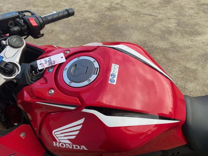 2021 Honda CBR650R Red