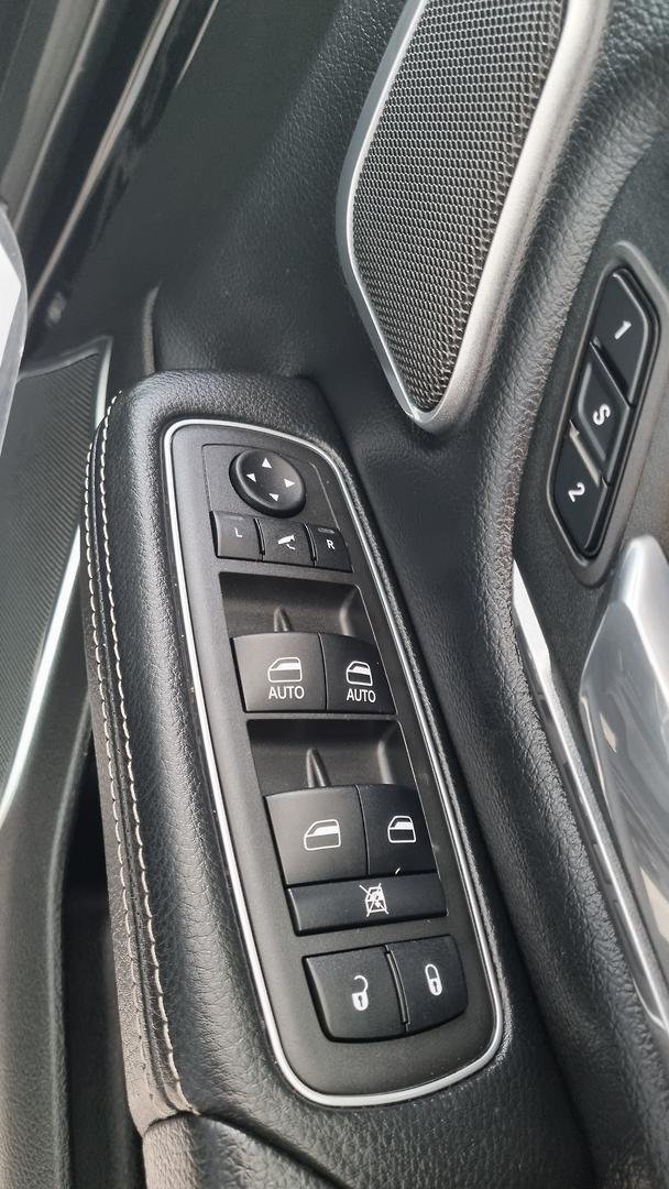 2022 RAM 1500 Laramie RamBox