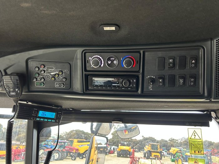 2022 New Holland Cr9.90