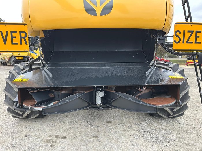 2022 New Holland Cr9.90