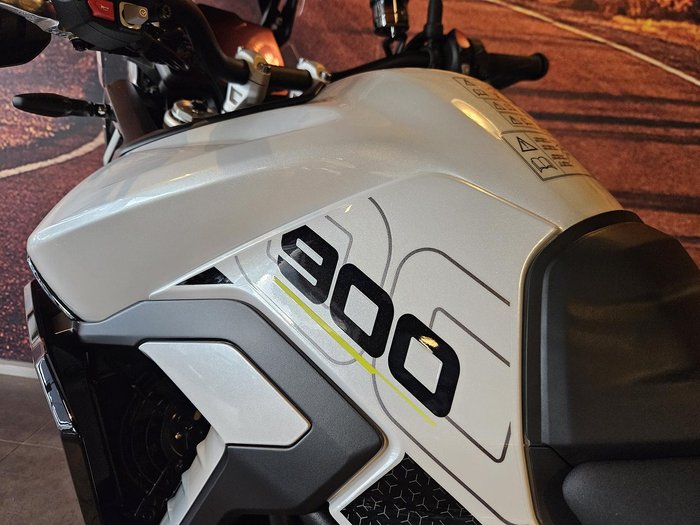 2025 Triumph Tiger 900 GT Pro Tiger Black
