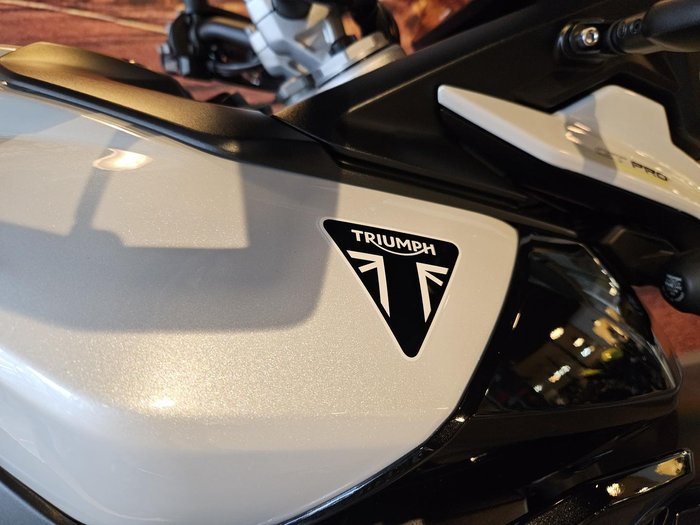 2025 Triumph Tiger 900 GT Pro Tiger Black
