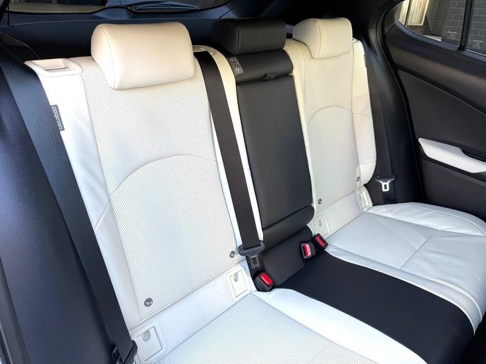 2023 Lexus UX 250h F Sport MZAH15R AWD White Nova