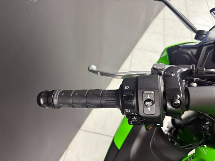 2025 Kawasaki NINJA 650L Green