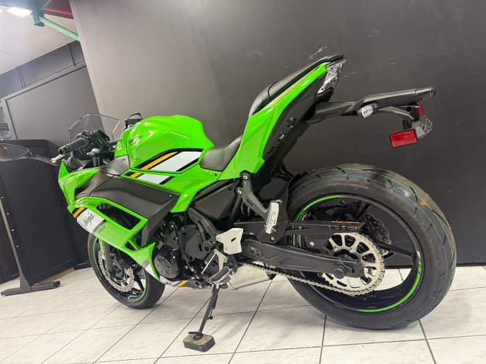 2025 Kawasaki NINJA 650L Green