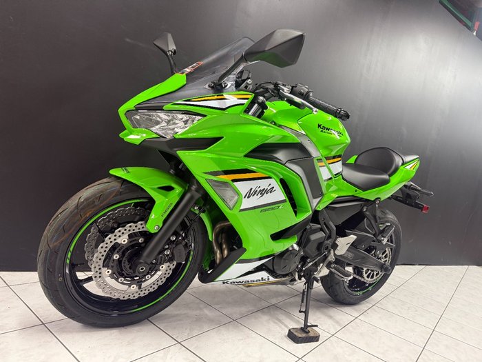 2025 Kawasaki NINJA 650L Green