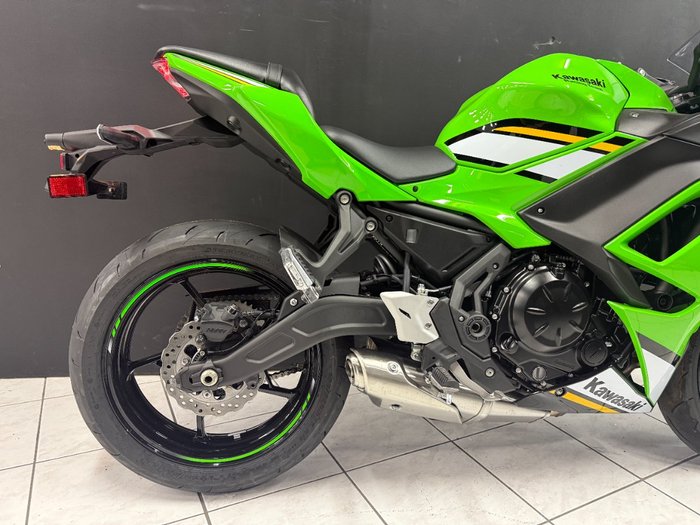 2025 Kawasaki NINJA 650L Green