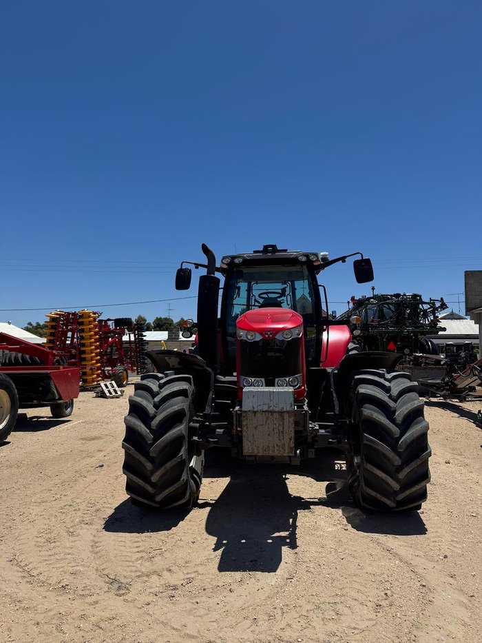 2015 Massey Ferguson 7624