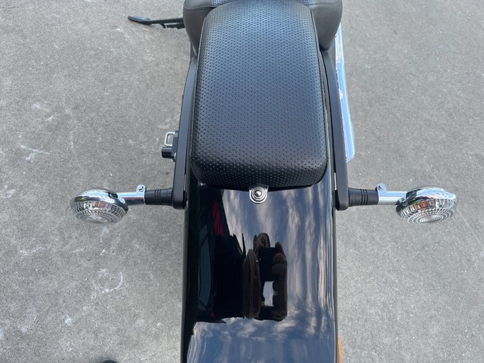 2017 Yamaha XVS650 V-STAR CUSTOM Black