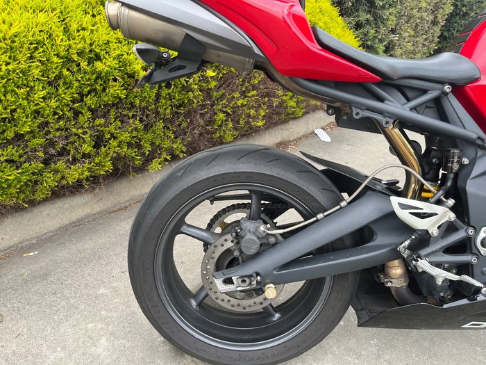 2011 Triumph DAYTONA 675 Red