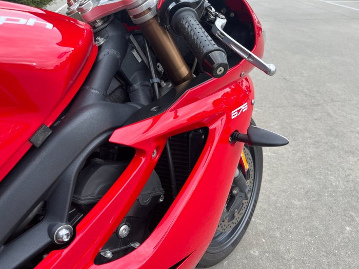 2011 Triumph DAYTONA 675 Red