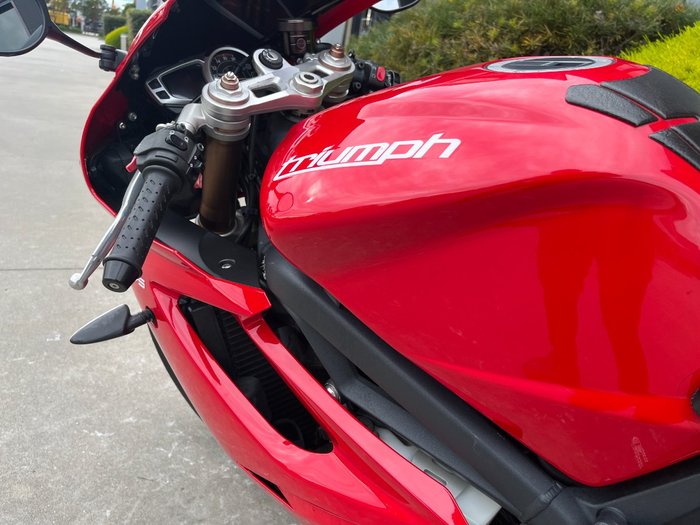 2011 Triumph DAYTONA 675 Red