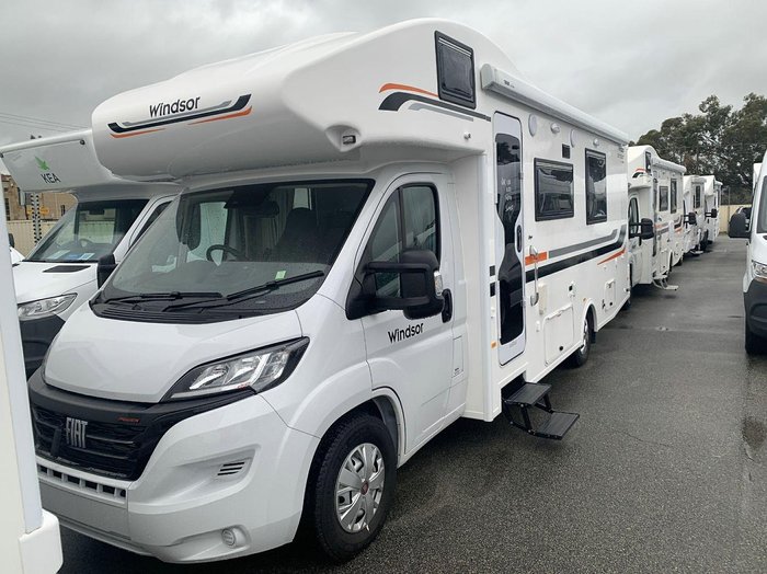 2023 Windsor Simpson WHITE