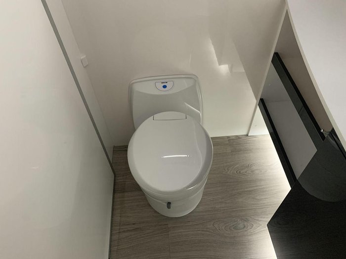 2023 Windsor Simpson WHITE