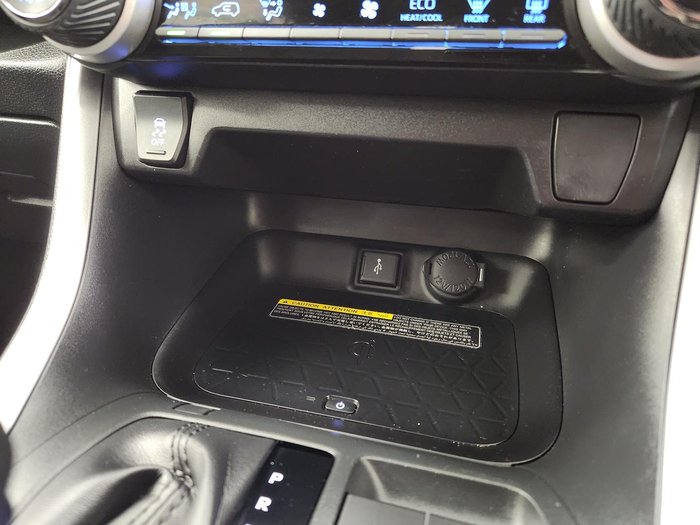 2020 Toyota RAV4 GXL AXAH52R Glacier White