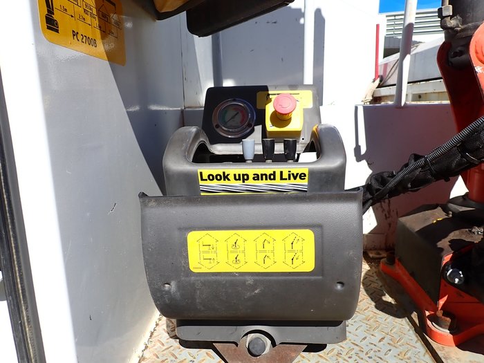 2011 UD MK11 250 WHITE
