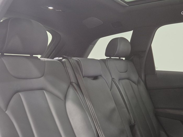 2023 Audi Q7 55 TFSI S line