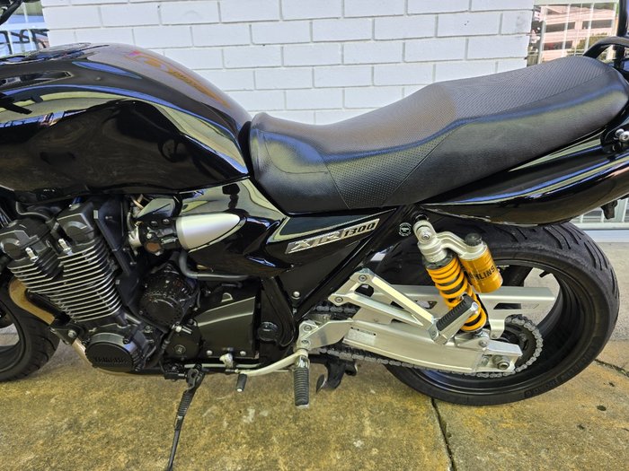2015 YAMAHA XJR1300 silver