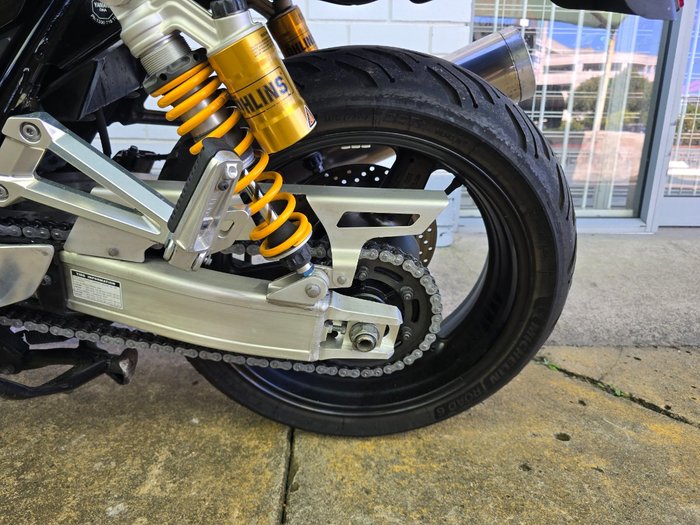 2015 YAMAHA XJR1300 silver