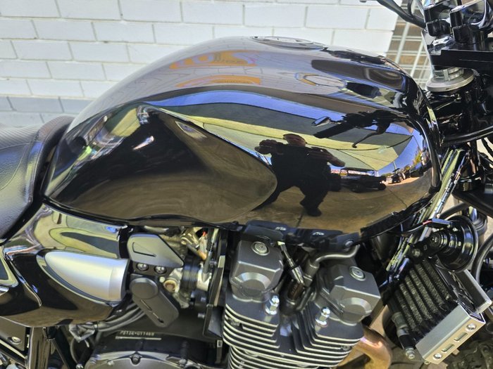 2015 YAMAHA XJR1300 silver
