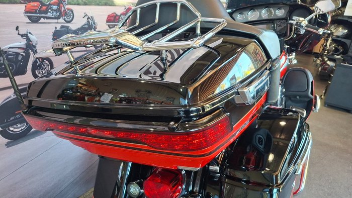 2016 Harley-davidson FLHTKSE CVO LIMITED Red