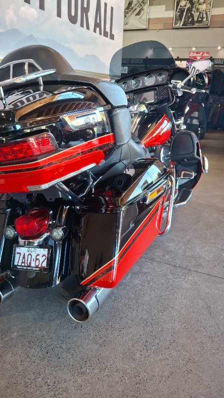 2016 Harley-davidson FLHTKSE CVO LIMITED Red