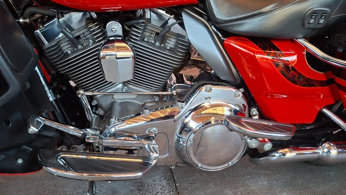 2016 Harley-davidson FLHTKSE CVO LIMITED Red