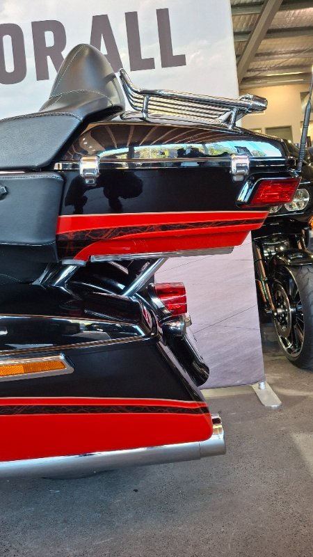 2016 Harley-davidson FLHTKSE CVO LIMITED Red
